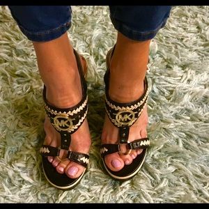 Michael Kors heels size 6